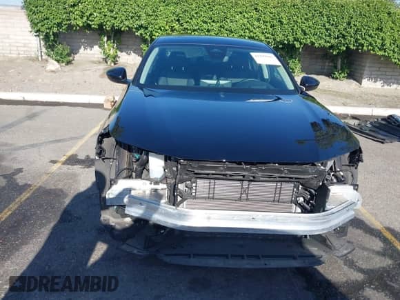 2025 Honda Accord Touring z VIN 1HGCY2F80SA016356, wystawiony jako IAAI lot #42299045 z przebiegiem 14 326 mil mil oraz . Historia ofert i sprzedaży dostępna na DreamBid. Obrazek 13.