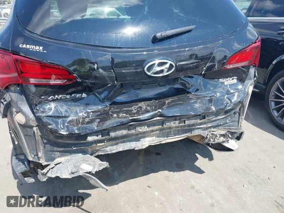 2017 Hyundai Santa Fe 2.4L с VIN 5NMZTDLB9HH046568, выставлен на аукционе IAAI как лот 43244708 с пробегом 55 316 миль миль и . История ставок и продаж доступна на DreamBid. Изображение 6.