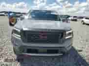 2023 Nissan Frontier Pro-X with VIN 1N6ED1EJXPN646433, listed as a Copart auction lot 84448185 with 21,651 mi miles and Salvage title. Bid and sale history available at DreamBid. Image 5.