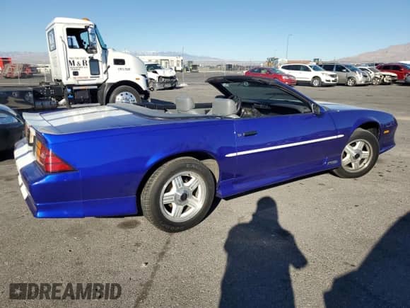 1992 Chevrolet Camaro с VIN 1G1FP33E1NL151927, выставлен на аукционе Copart как лот 49625945 с пробегом 44 209 миль миль и Списание • Salvage title. История ставок и продаж доступна на DreamBid. Изображение 3.