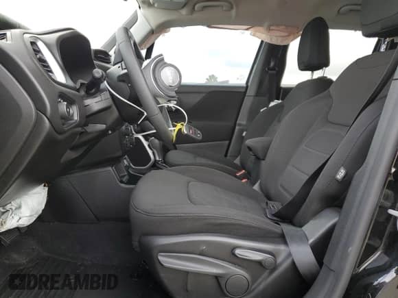 2018 Jeep Renegade Latitude with VIN ZACCJABB2JPH97457, listed as a Copart auction lot 84994015 with 60,121 mi miles and Salvage title. Bid and sale history available at DreamBid. Image 7.