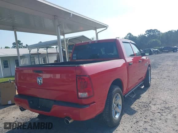 2014 Ram 1500 Express z VIN 1C6RR6KT7ES258400, wystawiony jako IAAI lot #42580534 z przebiegiem 161 419 mil mil oraz . Historia ofert i sprzedaży dostępna na DreamBid. Obrazek 4.