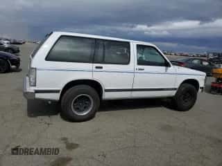 1991 Chevrolet Blazer с VIN 1GNCS13Z0M2176717, выставлен на аукционе Copart как лот 48752235 с пробегом 116 935 миль миль и Списание • Salvage title. История ставок и продаж доступна на DreamBid. Изображение 3.