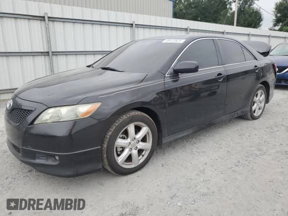 2007 Toyota Camry LE with VIN 4T1BK46K47U014663, listed as a Copart auction lot 69412825 with 188,560 mi miles and Salvage title. Bid and sale history available at DreamBid. Image 1.