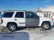 2005 Chevrolet TrailBlazer LS с VIN 1GNDT13S152287301, выставлен на аукционе IAAI как лот 41259166 с пробегом 164 812 миль миль и . История ставок и продаж доступна на DreamBid. Изображение 13.