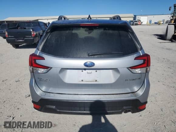 2024 Subaru Forester Premium z VIN JF2SKACCXRH484144, wystawiony jako Copart lot #86688765 z przebiegiem 18 755 mil mil oraz Szkoda całkowita • Salvage title. Historia ofert i sprzedaży dostępna na DreamBid. Obrazek 6.