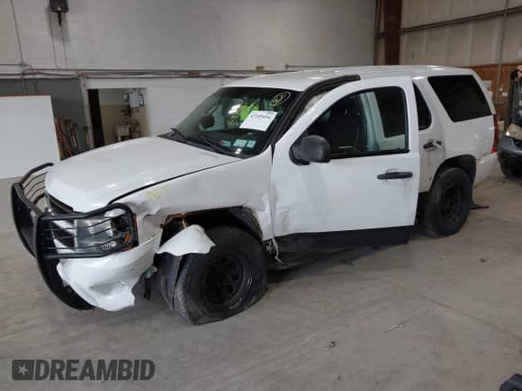 2009 Chevrolet Tahoe Special Service с VIN 1GNFK03019R267566, выставлен на аукционе IAAI как лот 42259454 с пробегом 163 388 миль миль и . История ставок и продаж доступна на DreamBid. Изображение 2.