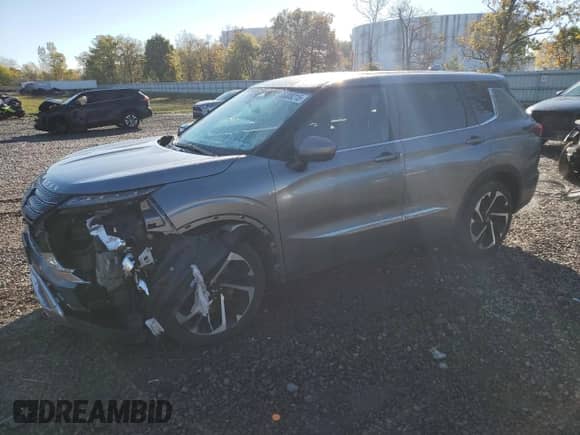 2024 Mitsubishi Outlander SE с VIN JA4J4VA88RZ017156, выставлен на аукционе Copart как лот 85308215 с пробегом 47 007 миль миль и Списание • Salvage title. История ставок и продаж доступна на DreamBid. Изображение 1.