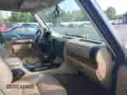 2000 Land Rover Discovery Cloth with VIN SALTY1247YA250393, listed as a IAAI auction lot 42900372 with 102,991 mi miles and . Bid and sale history available at DreamBid. Image 5.