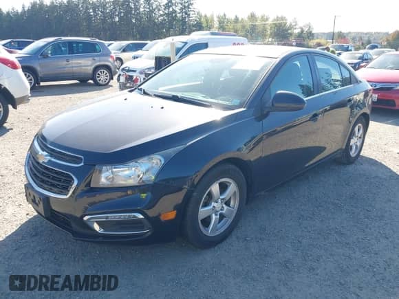 2015 Chevrolet Cruze LT с VIN 1G1PC5SBXF7192327, выставлен на аукционе IAAI как лот 43154385 с пробегом 122 080 миль миль и . История ставок и продаж доступна на DreamBid. Изображение 2.