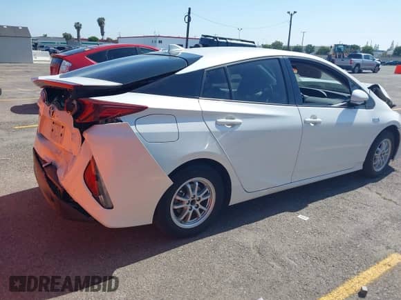 2019 Toyota Prius Plus с VIN JTDKARFP1K3118641, выставлен на аукционе IAAI как лот 42163136 с пробегом 46 958 миль миль и . История ставок и продаж доступна на DreamBid. Изображение 4.