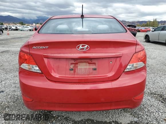 2014 Hyundai Accent GLS z VIN KMHCT4AE0EU707844, wystawiony jako Copart lot #81399485 z przebiegiem 156 373 mil mil oraz Czysty tytuł • Clean title. Historia ofert i sprzedaży dostępna na DreamBid. Obrazek 6.