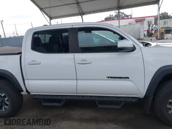 2021 Toyota Tacoma SR5 with VIN 5TFAZ5CN4MX111100, listed as a IAAI auction lot 42570230 with 54,460 mi miles and . Bid and sale history available at DreamBid. Image 13.