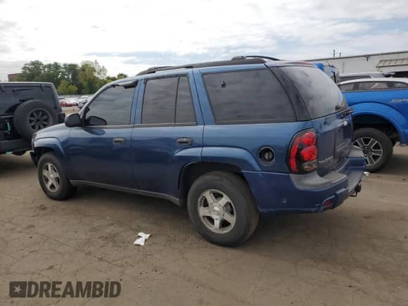 2006 Chevrolet TrailBlazer LS с VIN 1GNDT13S262127512, выставлен на аукционе Copart как лот 81320185 с пробегом 197 276 миль миль и Списание • Salvage title. История ставок и продаж доступна на DreamBid. Изображение 2.