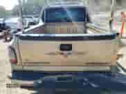 2000 Chevrolet Silverado 1500 LS z VIN 2GCEC19T1Y1270581, wystawiony jako Copart lot #82360295 z przebiegiem Nie podano mil oraz Szkoda całkowita • Salvage title. Historia ofert i sprzedaży dostępna na DreamBid. Obrazek 6.