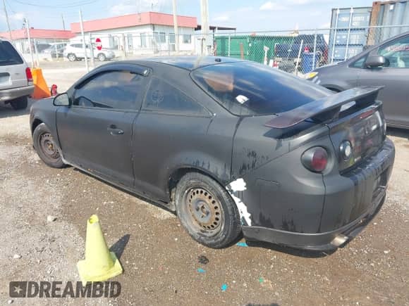 2008 Chevrolet Cobalt LT z VIN 1G1AL18F787118780, wystawiony jako IAAI lot #43173568 z przebiegiem 141 604 mil mil oraz . Historia ofert i sprzedaży dostępna na DreamBid. Obrazek 3.