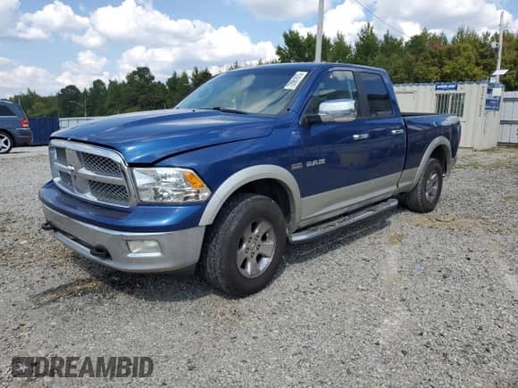 2009 Dodge 1500 SLT с VIN 1D3HV18T69S705581, выставлен на аукционе Copart как лот 72081675 с пробегом 180 052 миль миль и Чистый • Clean title. История ставок и продаж доступна на DreamBid. Изображение 1.
