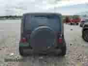 2000 Jeep Wrangler Sport z VIN 1J4FA49S7YP741858, wystawiony jako Copart lot #59058075 z przebiegiem 223 876 mil mil oraz Czysty tytuł • Clean title. Historia ofert i sprzedaży dostępna na DreamBid. Obrazek 6.