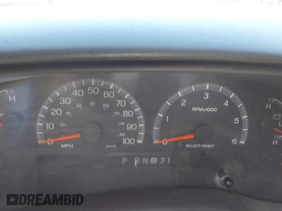 2003 Ford F-150 XLT z VIN 1FTRW08L83KB68708, wystawiony jako IAAI lot #43352025 z przebiegiem Nie podano mil oraz . Historia ofert i sprzedaży dostępna na DreamBid. Obrazek 15.