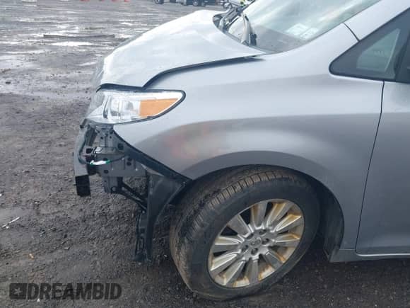 2012 Toyota Sienna LE with VIN 5TDJK3DC4CS031239, listed as a IAAI auction lot 42145711 with 176,631 mi miles and . Bid and sale history available at DreamBid. Image 6.