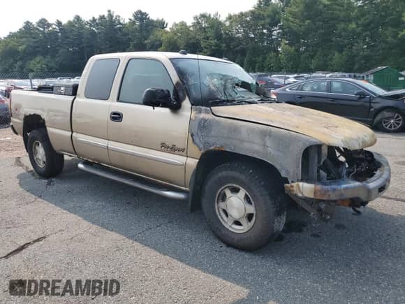 2004 GMC Sierra 1500 SLE с VIN 2GTEK19T141263336, выставлен на аукционе Copart как лот 67431995 с пробегом Не указан миль и На запчасти • Non repairable. История ставок и продаж доступна на DreamBid. Изображение 4.