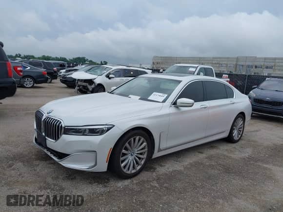 2020 BMW 7 Series 740i z VIN WBA7T2C07LCE11573, wystawiony jako IAAI lot #42474689 z przebiegiem 63 015 mil mil oraz . Historia ofert i sprzedaży dostępna na DreamBid. Obrazek 2.