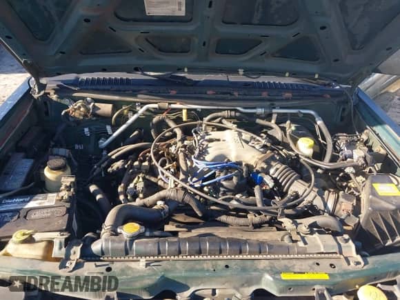 2000 Nissan Frontier XE с VIN 1N6ED26T2YC427520, выставлен на аукционе IAAI как лот 41478878 с пробегом 215 250 миль миль и . История ставок и продаж доступна на DreamBid. Изображение 10.