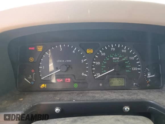 2000 Land Rover Discovery with VIN SALTL1542YA289273, listed as a Copart auction lot 62651495 with 252,948 mi miles and Salvage title. Bid and sale history available at DreamBid. Image 9.