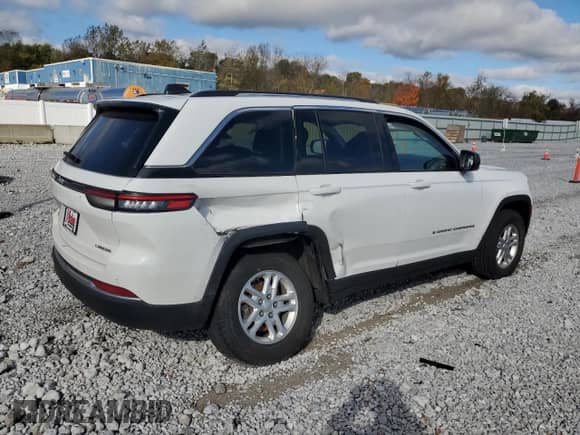2023 Jeep Grand Cherokee Laredo с VIN 1C4RJHAG4PC535890, выставлен на аукционе Copart как лот 82653035 с пробегом 70 511 миль миль и Списание • Salvage title. История ставок и продаж доступна на DreamBid. Изображение 3.