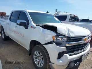 2023 Chevrolet Silverado 1500 LT с VIN 2GCUDDED8P1145892, выставлен на аукционе IAAI как лот 43030424 с пробегом 61 112 миль миль и . История ставок и продаж доступна на DreamBid. Изображение 1.