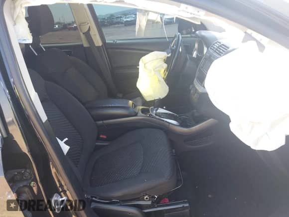 2018 Dodge Journey SE with VIN 3C4PDCAB4JT260667, listed as a IAAI auction lot 42448634 with 126,373 mi miles and . Bid and sale history available at DreamBid. Image 5.