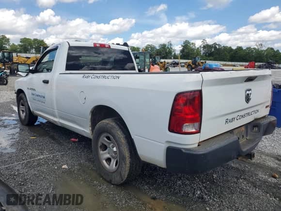 2012 Ram 1500 ST z VIN 3C6JD6DP4CG276742, wystawiony jako Copart lot #57086145 z przebiegiem 200 771 mil mil oraz Szkoda całkowita • Salvage title. Historia ofert i sprzedaży dostępna na DreamBid. Obrazek 2.