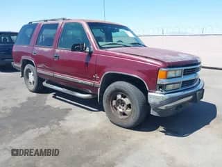 1999 Chevrolet Tahoe Z71 с VIN 1GNEK13R9XJ334975, выставлен на аукционе IAAI как лот 42785276 с пробегом 182 303 миль миль и . История ставок и продаж доступна на DreamBid. Изображение 1.
