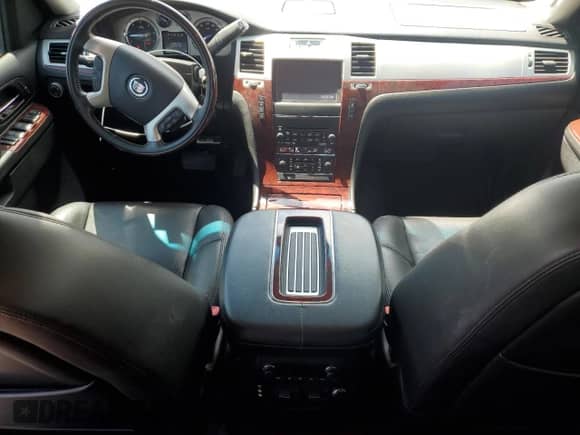 2013 Cadillac Escalade EXT Luxury z VIN 3GYT4MEF7DG334219, wystawiony jako Copart lot #66610225 z przebiegiem 102 674 mil mil oraz Szkoda całkowita • Salvage title. Historia ofert i sprzedaży dostępna na DreamBid. Obrazek 8.