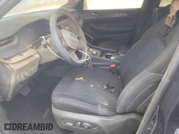 2022 Jeep Grand Cherokee Altitude with VIN 1C4RJHAG1N8591351, listed as a Copart auction lot 84718124 with Not provided miles and Salvage title. Bid and sale history available at DreamBid. Image 7.