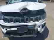 2024 Jeep Compass Latitude Lux с VIN 3C4NJDFN8RT142657, выставлен на аукционе IAAI как лот 42548820 с пробегом 29 287 миль миль и . История ставок и продаж доступна на DreamBid. Изображение 6.