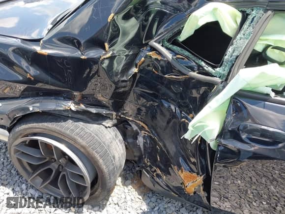 2022 Dodge Challenger R/T Scat Pack Widebody z VIN 2C3CDZFJ9NH140206, wystawiony jako IAAI lot #42726610 z przebiegiem 32 618 mil mil oraz . Historia ofert i sprzedaży dostępna na DreamBid. Obrazek 6.