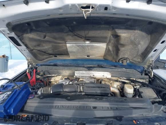 2018 Chevrolet Silverado 2500HD LTZ z VIN 1GC1KWEY4JF279774, wystawiony jako IAAI lot #41587015 z przebiegiem 302 711 mil mil oraz . Historia ofert i sprzedaży dostępna na DreamBid. Obrazek 10.