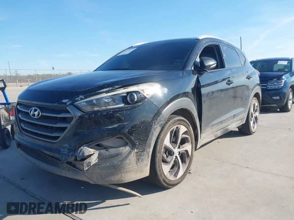 2016 Hyundai Tucson Sport z VIN KM8J33A27GU073622, wystawiony jako IAAI lot #41034355 z przebiegiem 125 064 mil mil oraz . Historia ofert i sprzedaży dostępna na DreamBid. Obrazek 2.