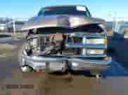 1996 Chevrolet Silverado 3500 с VIN 1GCGC33J2TF002782, выставлен на аукционе IAAI как лот 41367250 с пробегом 121 541 миль миль и . История ставок и продаж доступна на DreamBid. Изображение 6.