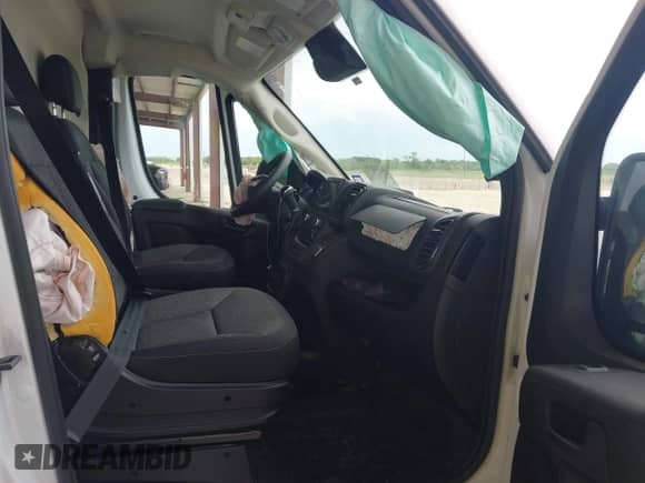 2023 Ram ProMaster Cargo z VIN 3C6LRVDG8PE502254, wystawiony jako IAAI lot #42446954 z przebiegiem 33 836 mil mil oraz . Historia ofert i sprzedaży dostępna na DreamBid. Obrazek 5.