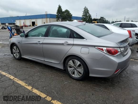 2013 Hyundai Sonata Limited z VIN KMHEC4A44DA093686, wystawiony jako Copart lot #69499505 z przebiegiem 185 220 mil mil oraz Czysty tytuł • Clean title. Historia ofert i sprzedaży dostępna na DreamBid. Obrazek 2.