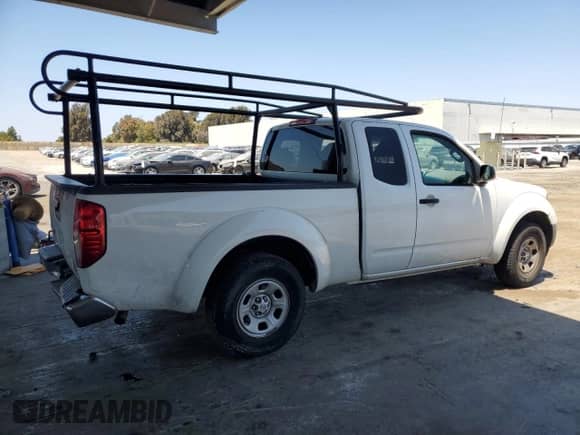 2014 Nissan Frontier S with VIN 1N6BD0CT2EN719566, listed as a Copart auction lot 64044835 with 182,883 mi miles and Salvage title. Bid and sale history available at DreamBid. Image 3.