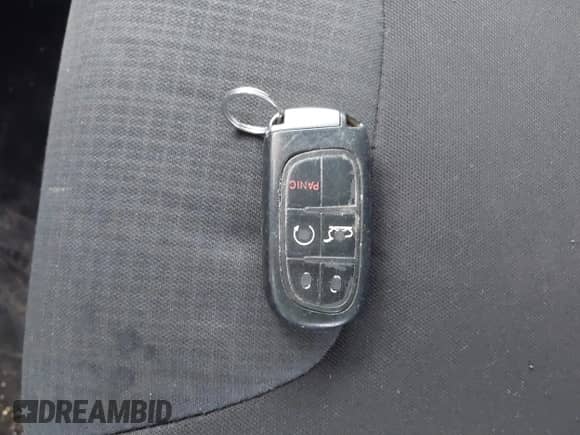 2016 Jeep Cherokee Latitude с VIN 1C4PJMCB7GW118036, выставлен на аукционе IAAI как лот 41232593 с пробегом 114 880 миль миль и . История ставок и продаж доступна на DreamBid. Изображение 11.