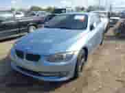 2012 BMW 3 Series 328i с VIN WBADW3C56CE823285, выставлен на аукционе IAAI как лот 43373033 с пробегом 123 660 миль миль и . История ставок и продаж доступна на DreamBid. Изображение 18.