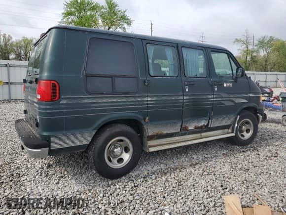 1997 Dodge RAM with VIN 2B7HB21XXVK602818, listed as a Copart auction lot 54379285 with 223,857 mi miles and Clean title. Bid and sale history available at DreamBid. Image 3.