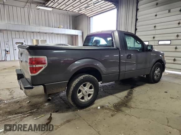 2014 Ford F-150 XL z VIN 1FTMF1CM0EFC43879, wystawiony jako Copart lot #89617785 z przebiegiem 87 643 mil mil oraz Czysty tytuł • Clean title. Historia ofert i sprzedaży dostępna na DreamBid. Obrazek 3.