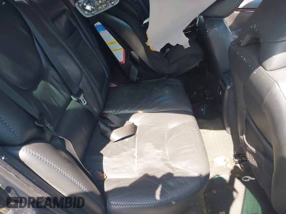 2007 Volvo XC70 with VIN YV4SZ592071286286, listed as a IAAI auction lot 42729739 with 246,441 mi miles and . Bid and sale history available at DreamBid. Image 8.