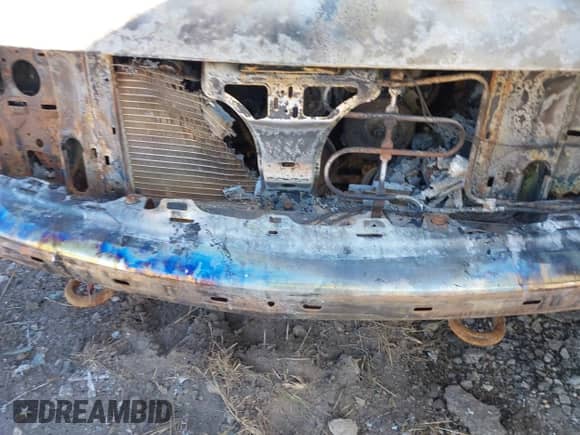 2000 Chevrolet S-10 LS with VIN 1GCDT14W3YK137589, listed as a IAAI auction lot 43352291 with Not provided miles and . Bid and sale history available at DreamBid. Image 10.