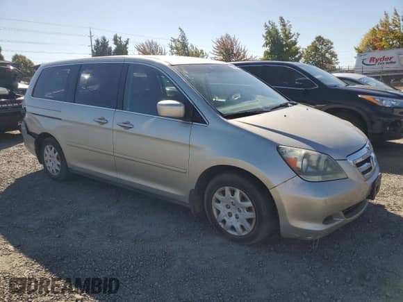 2005 Honda Odyssey LX with VIN 5FNRL382X5B093611, listed as a Copart auction lot 72099085 with 175,368 mi miles and Salvage title. Bid and sale history available at DreamBid. Image 4.